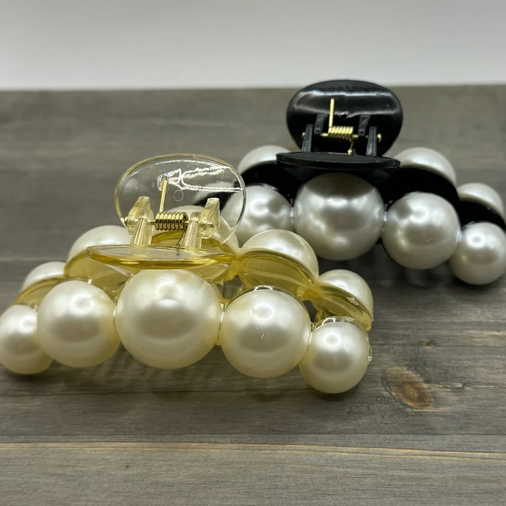 2 pcs Faux Pearl Claw Hair Clips